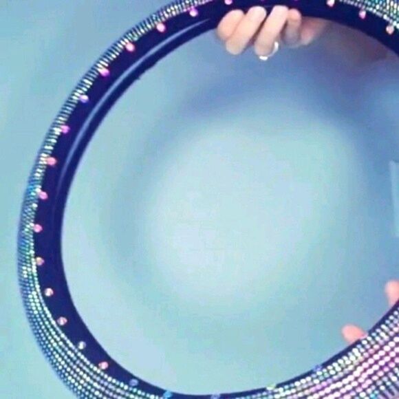 Bookerzbling Steering Wheel Cover Bedazzled - Picture 2 of 2